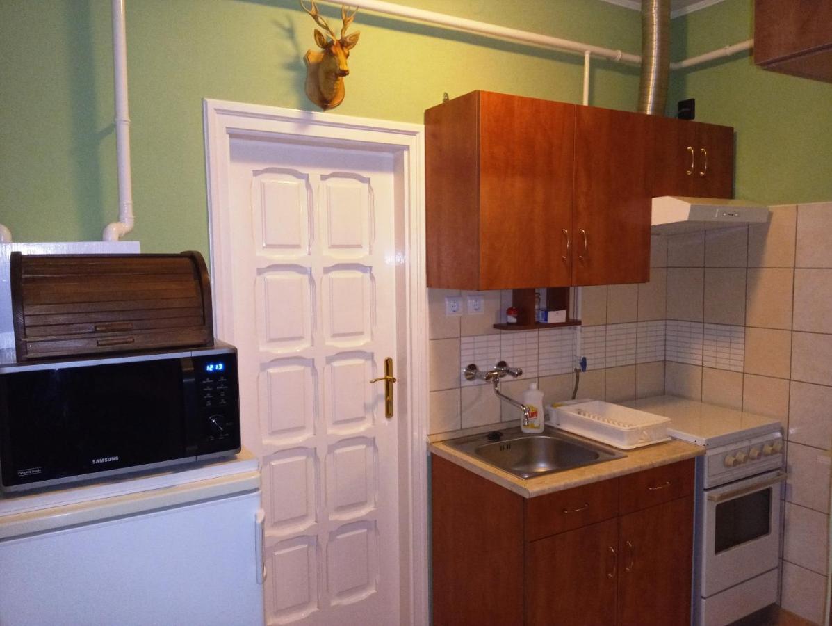 Szivarvany Apartman Jula Exterior foto